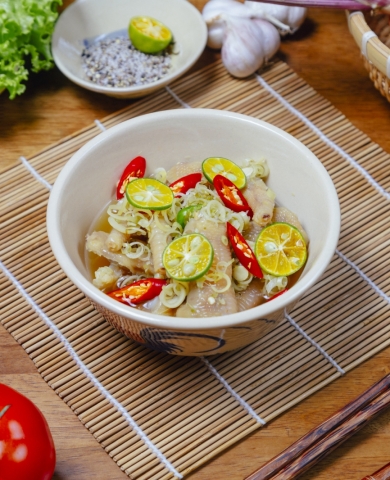 CHÂN GÀ NGÂM SẢ ỚT