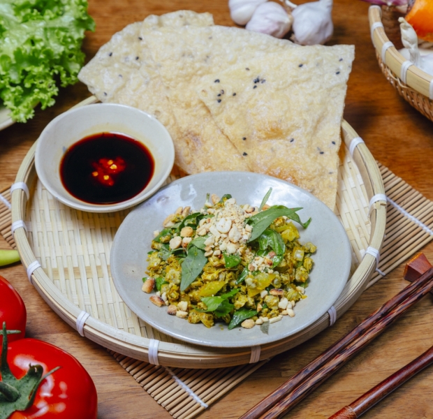 HẾN XÚC BÁNH ĐA
