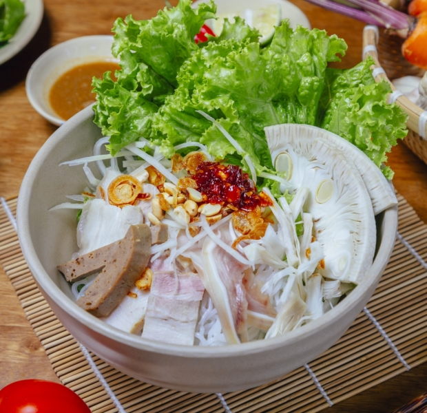 BÚN THẬP CẨM