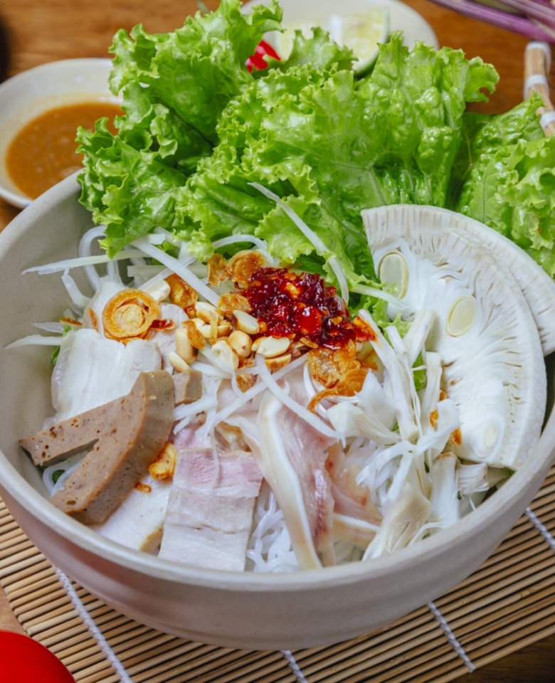BÚN CHẢ BÒ - BA RỌI